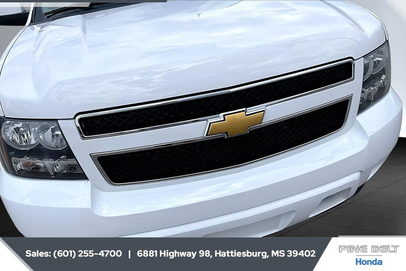 Used 2013 Summit White Chevrolet LS image 22