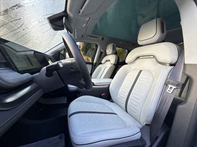 Used 2026 El Cap Granite Rivian  image 7