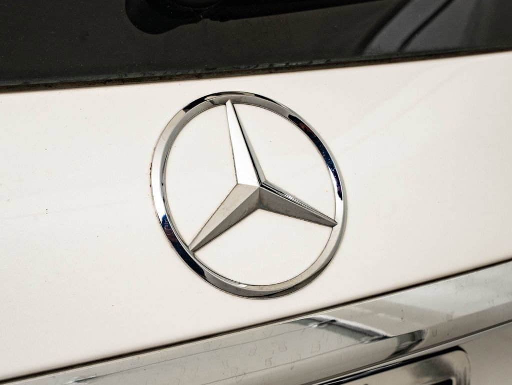 Used 2018 White Mercedes-Benz E 400 Wagon image 18