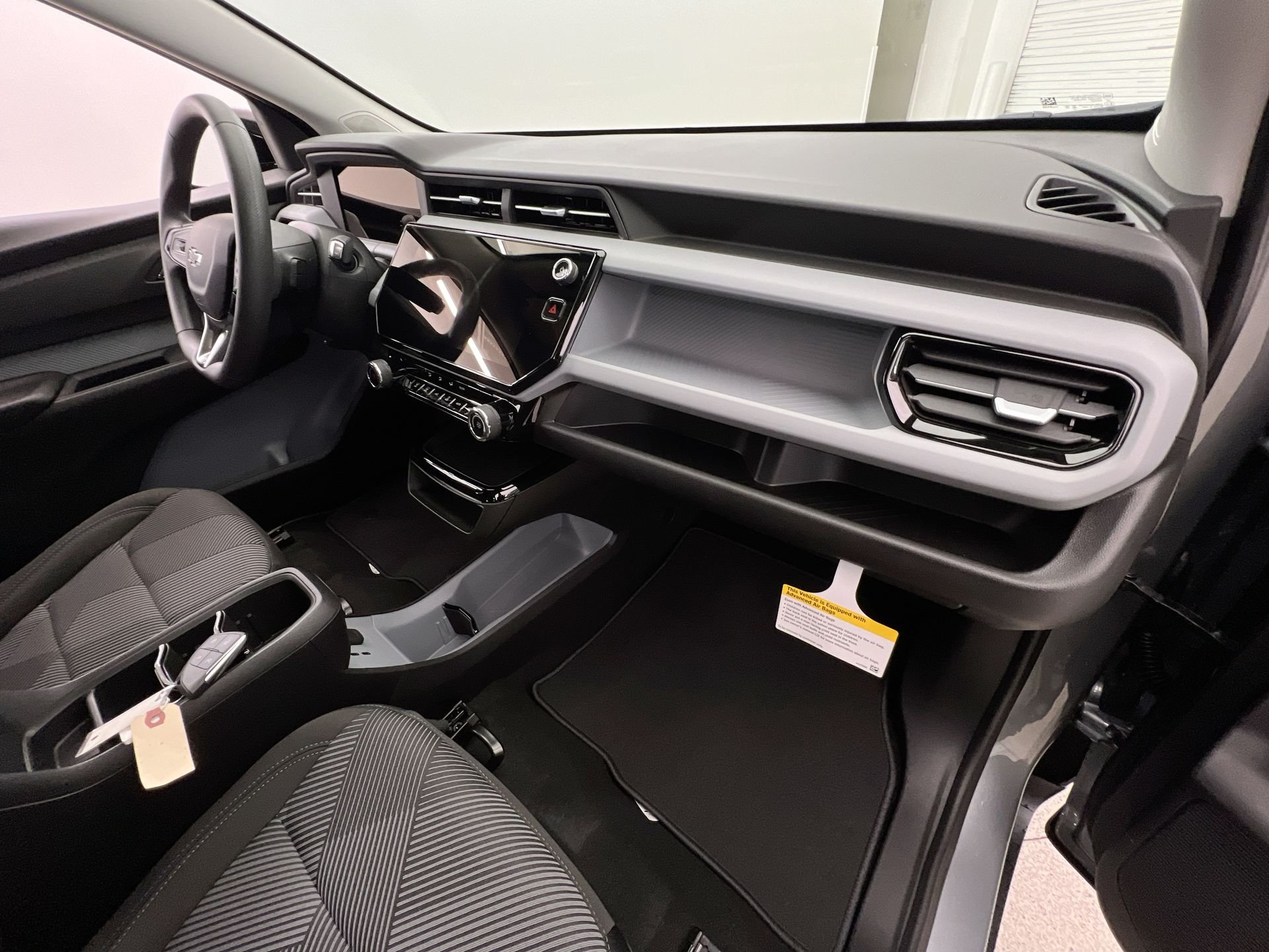 2027 Chevrolet Bolt LT - Photo 57
