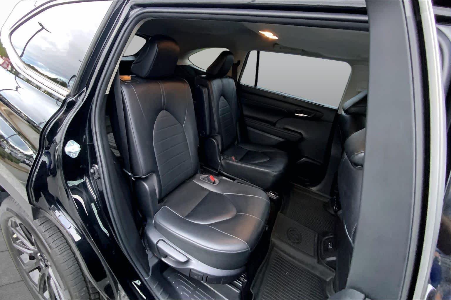 Used 2023 Midnight Black Metallic Toyota XLE image 17