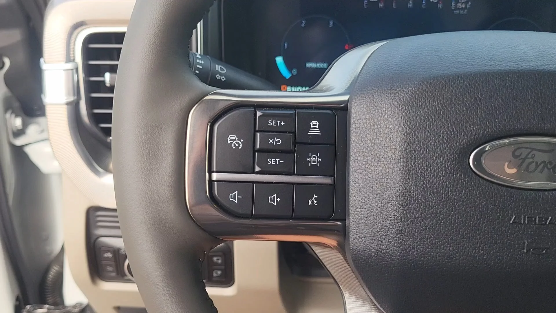 New 2026 Avalanche Ford Platinum image 15