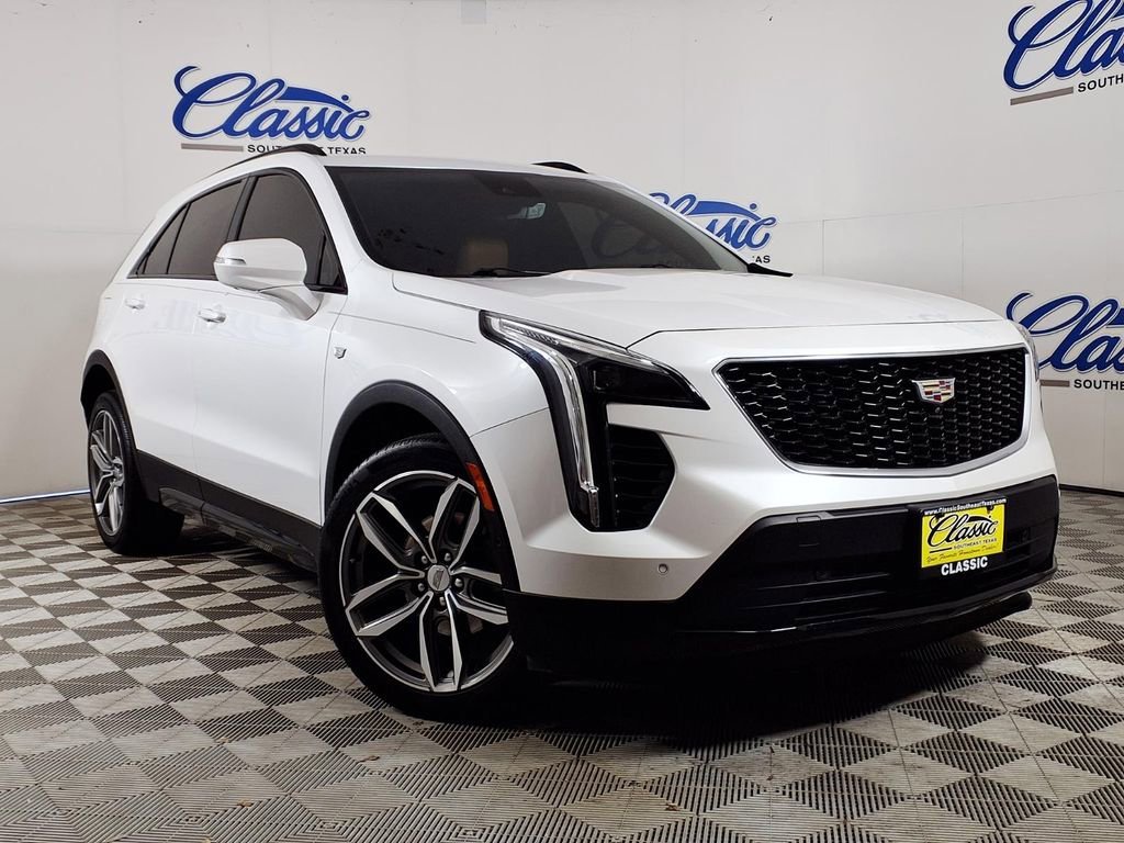 2023 Cadillac XT4 Sport's photo