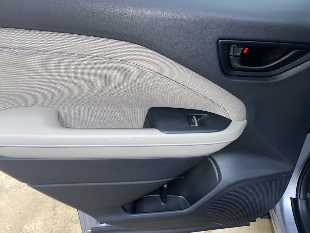 2025 Subaru Forester Premium - Photo 32