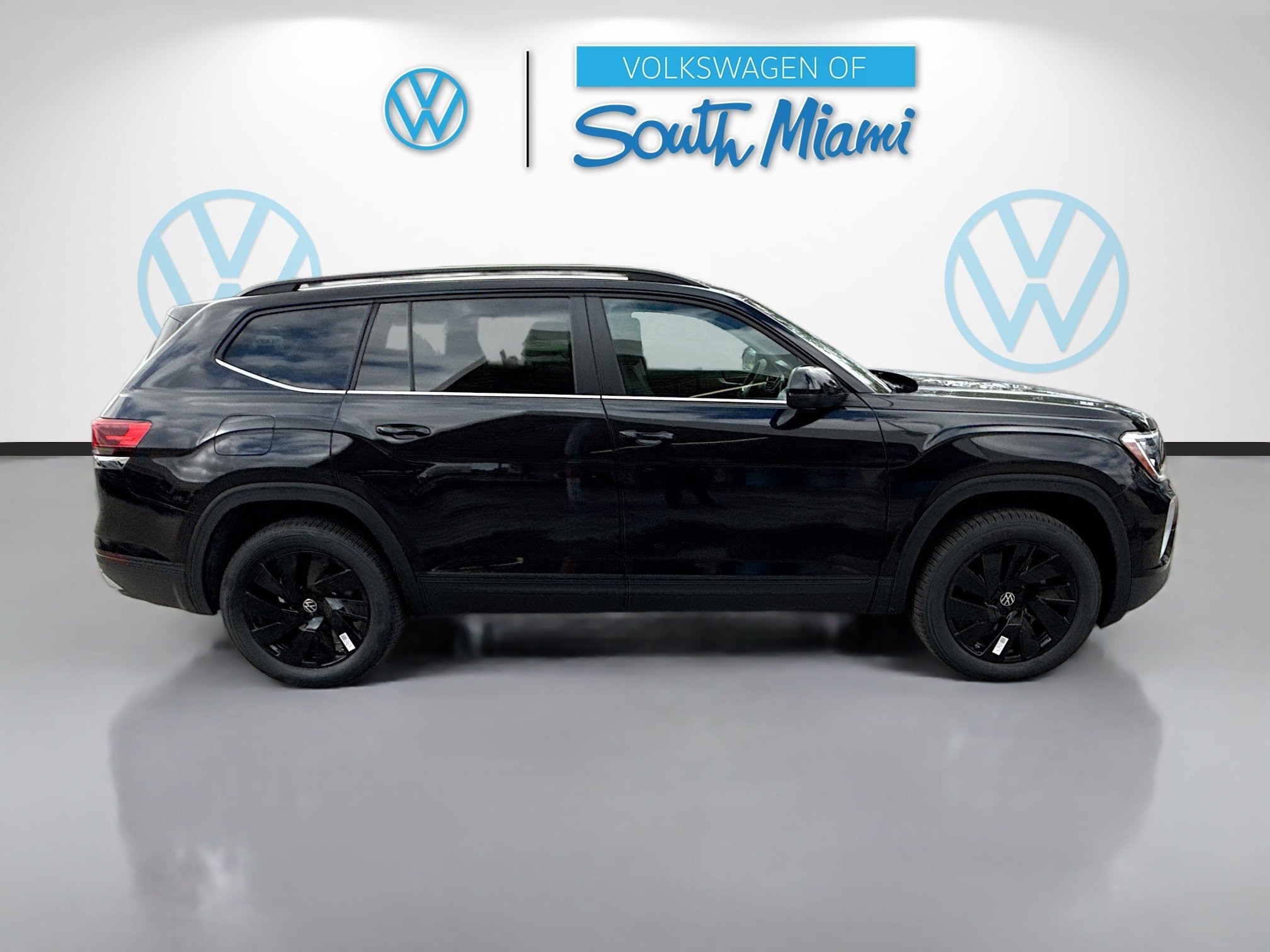 2026 Volkswagen Atlas SE w/Tech - Photo 8