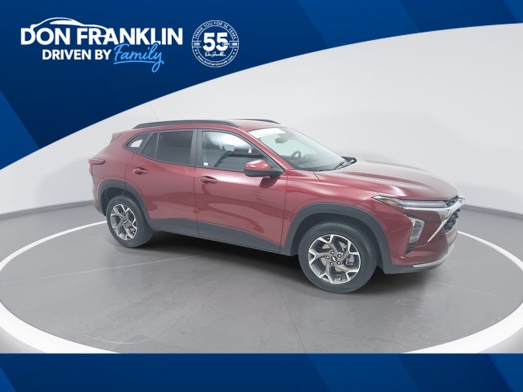 2025 Chevrolet Trax LT's photo