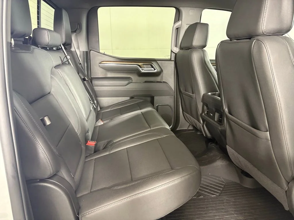 New 2026 Summit White Chevrolet LT Trail Boss image 20