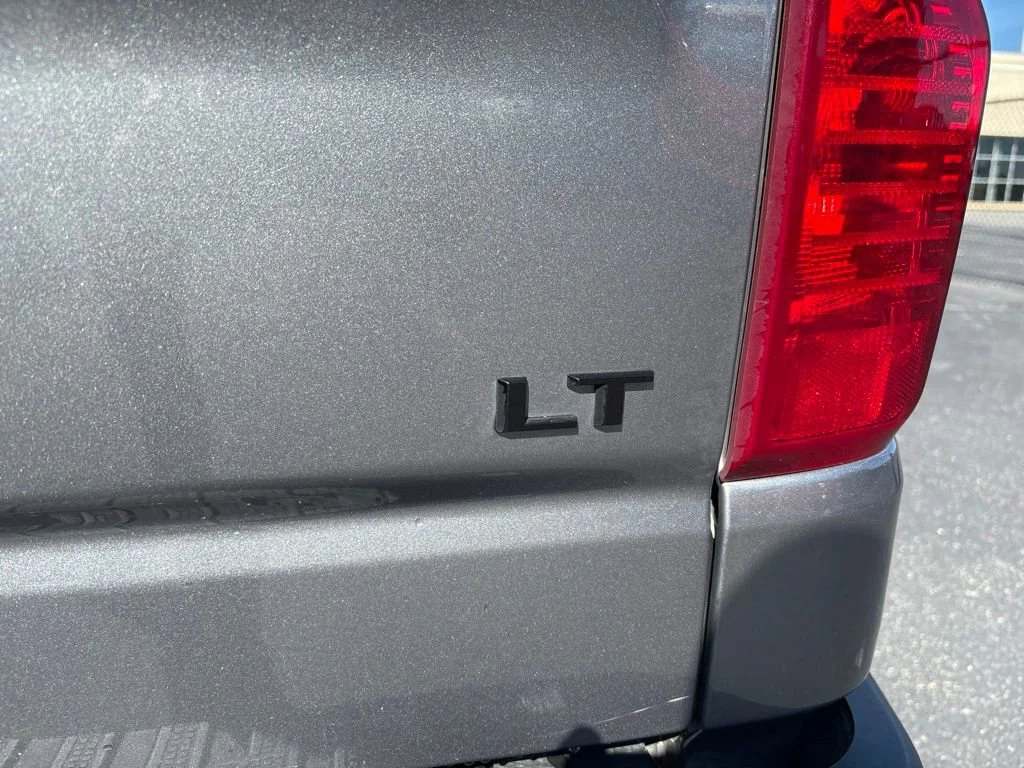 Used 2022 Satin Steel Metallic Chevrolet LT image 5