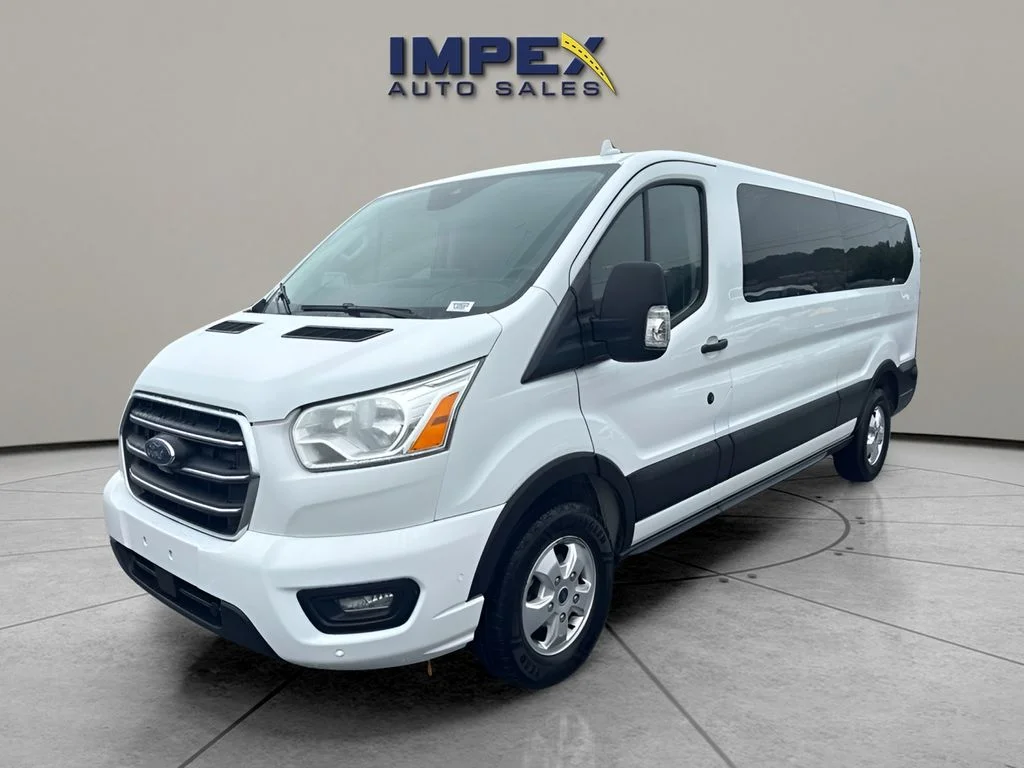 Used 2020 White Ford XLT image 1