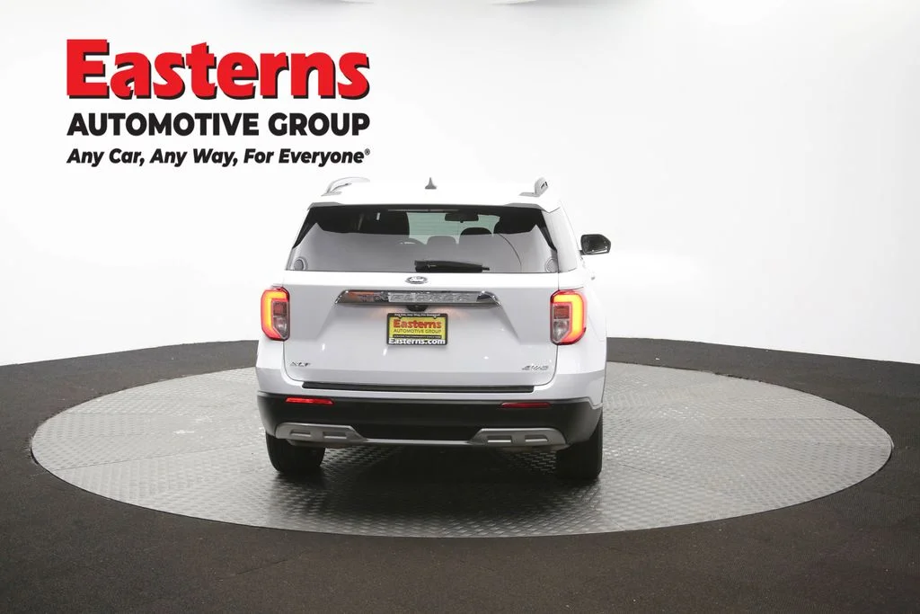 Used 2022 White Ford XLT image 41