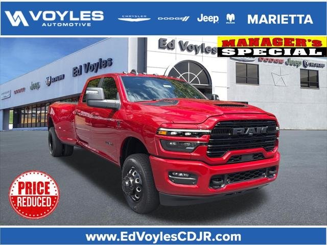 New 2026 Molten Red Pearl-Coat Exterior Paint RAM LARAMIE image 27