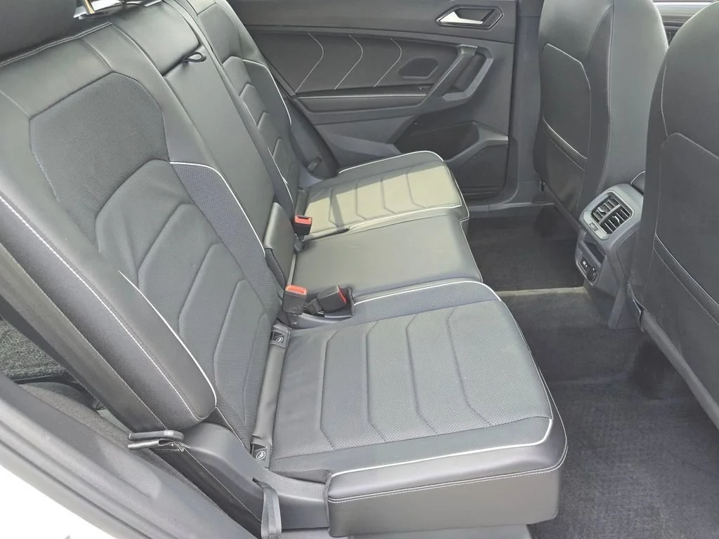 2024 Volkswagen Tiguan SEL R-LINE - Photo 5