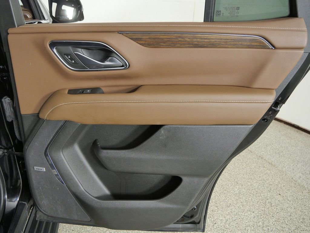 Used 2022 Black Chevrolet High Country image 23
