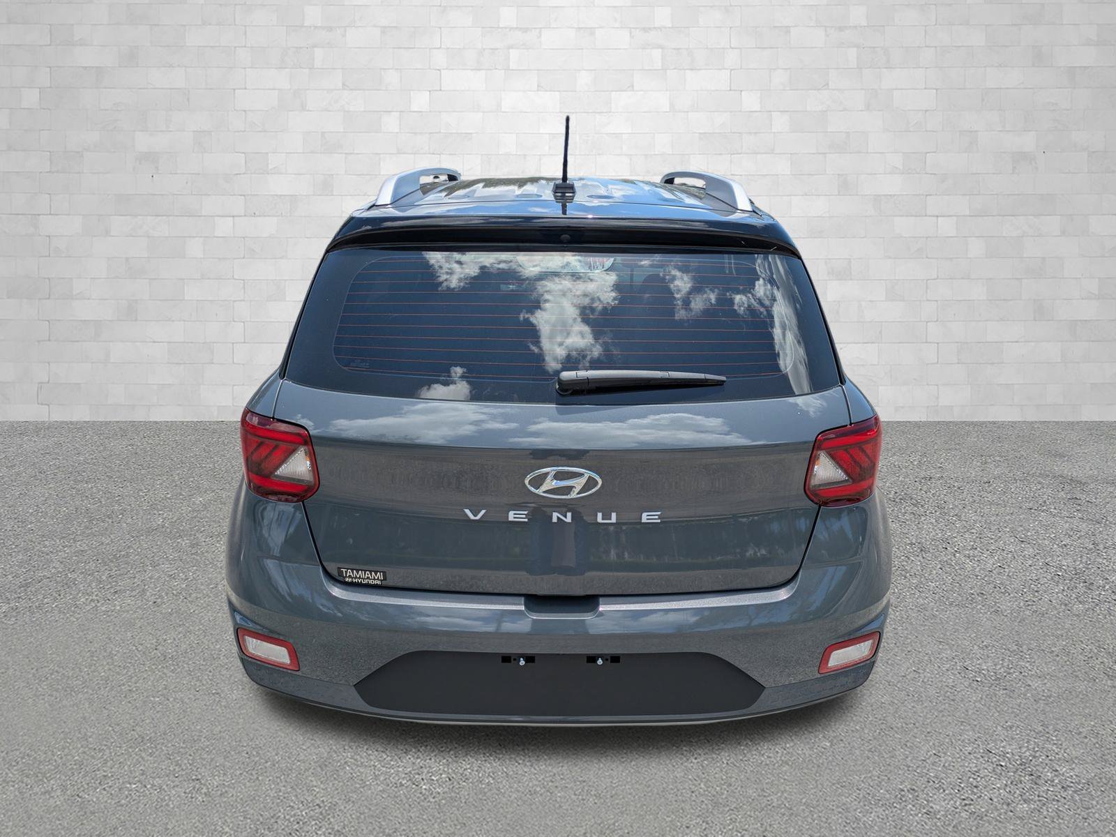 New 2026 Ecotronic Gray w/Black Roof Hyundai SEL w/Two-Tone Roof image 3