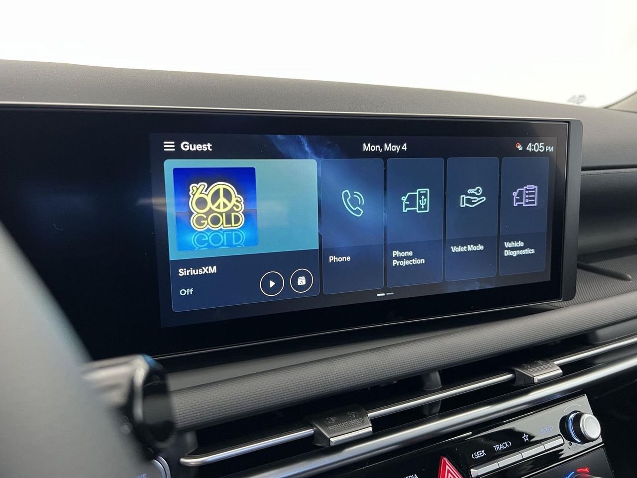 New 2026 Phantom Black Hyundai SEL AWD image 16