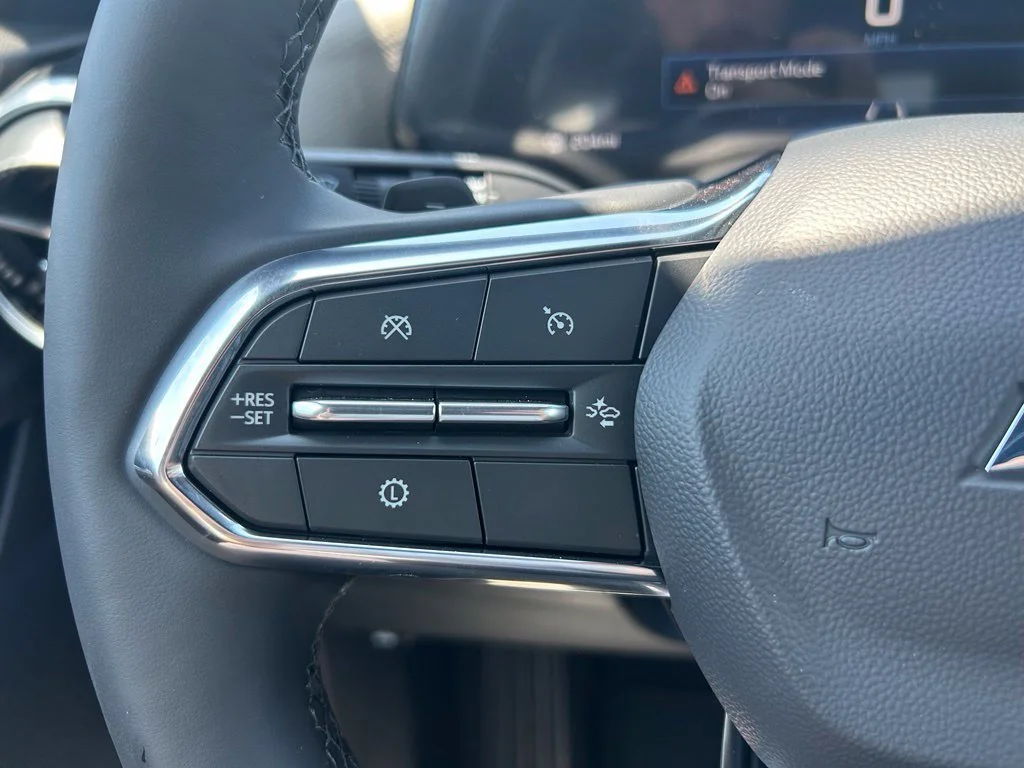 2027 Chevrolet Equinox LT - Photo 19