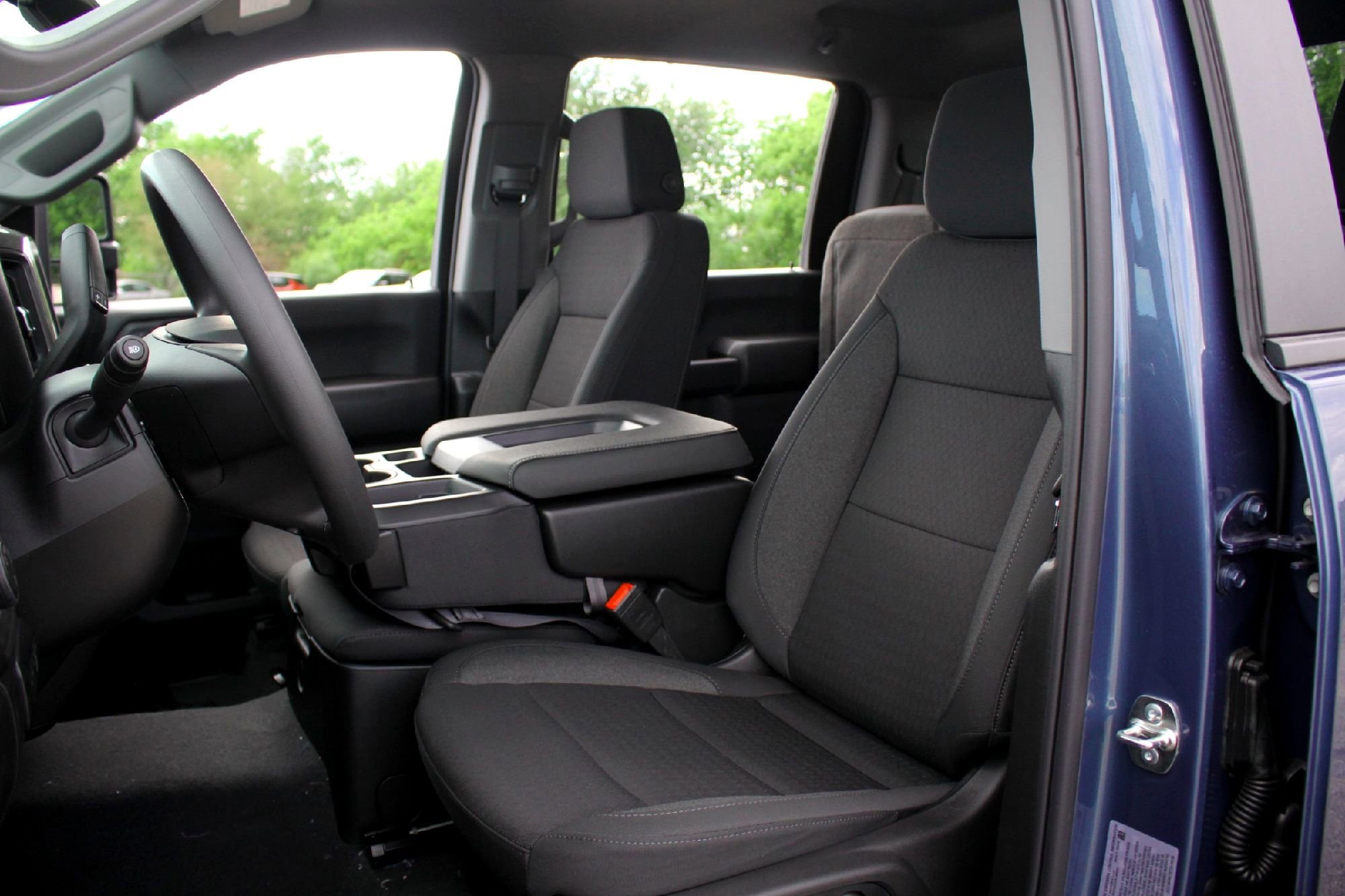 2026 Chevrolet Silverado 2500 HD Custom - Photo 8