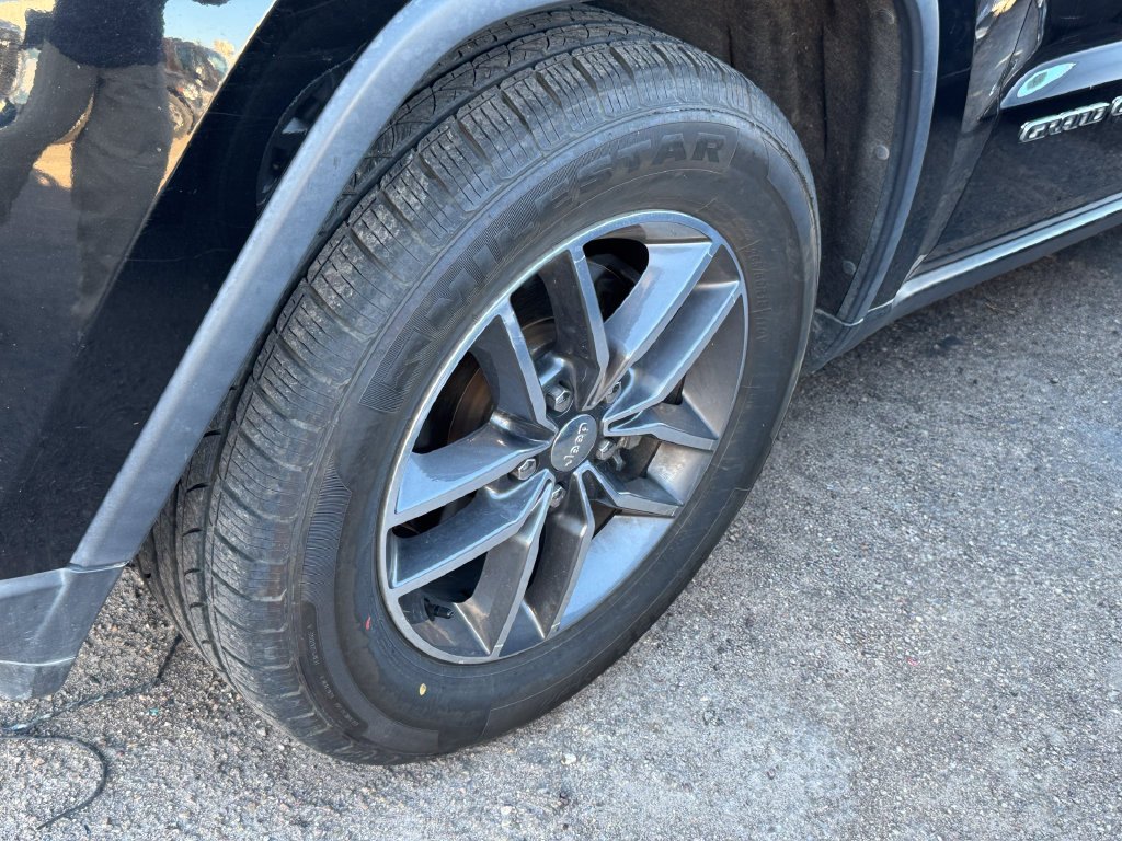 Used 2017 Black Jeep Limited image 7