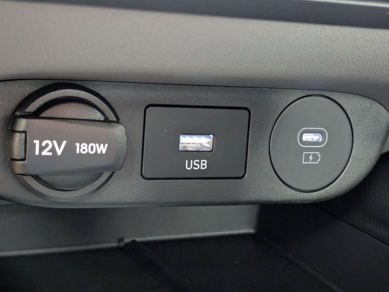 New 2026 Amazon Gray Hyundai SEL Sport Premium image 23