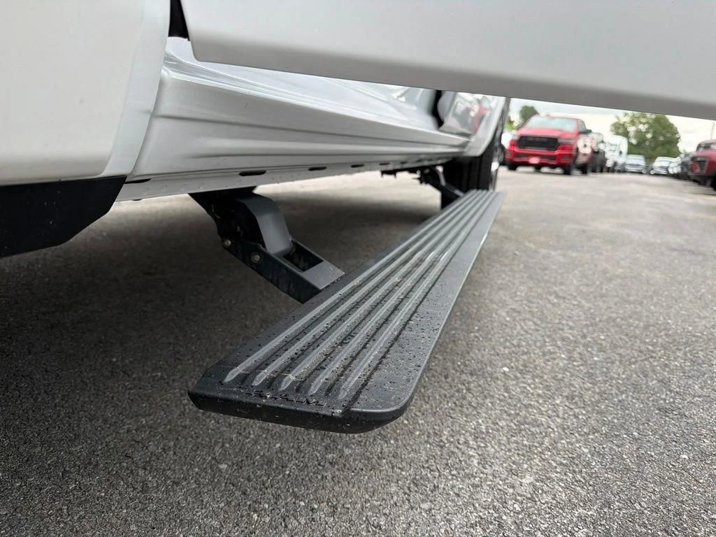 Used 2019 White Ram Laramie Longhorn image 15