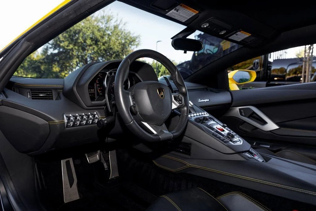 Used 2014 Giallo Evros Lamborghini LP700-4 image 24