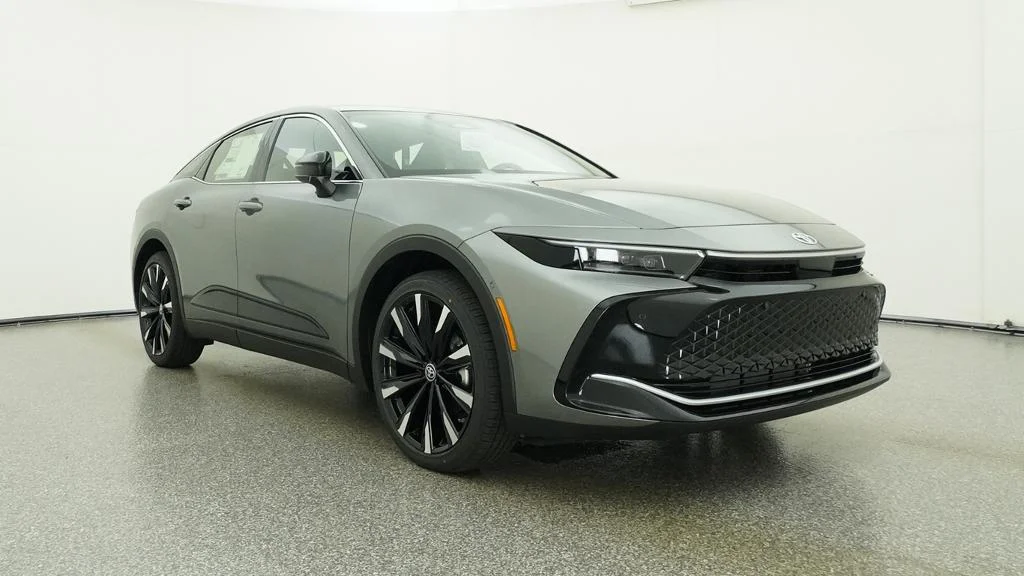 New 2026 Heavy Metal Toyota Platinum image 9