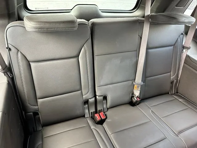 Used 2021 CAYENNE RED TINTCOAT GMC Denali image 18