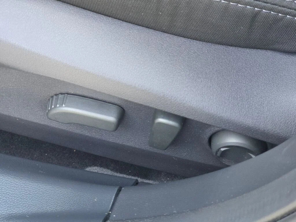 Certified Used 2025 White Subaru Premium image 22