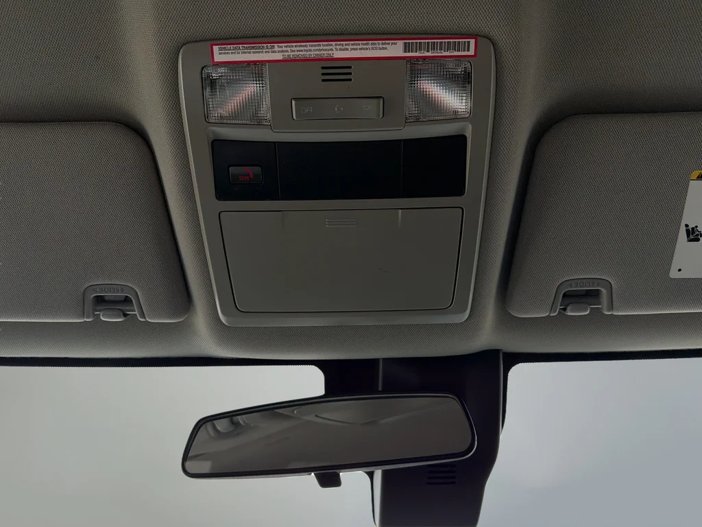 Used 2023 Silver Toyota SR image 17