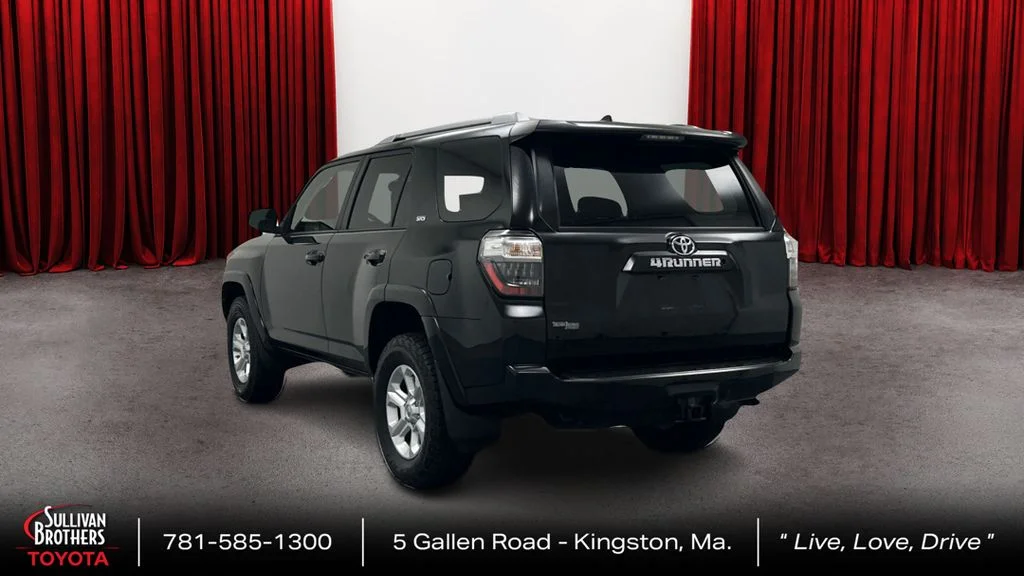 Certified Used 2017 Black Toyota SR5 Premium image 7