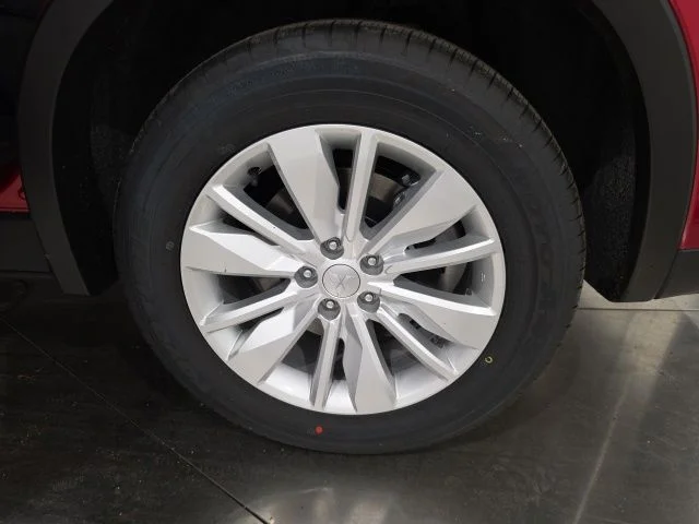 New 2026 Red Mitsubishi ES image 20
