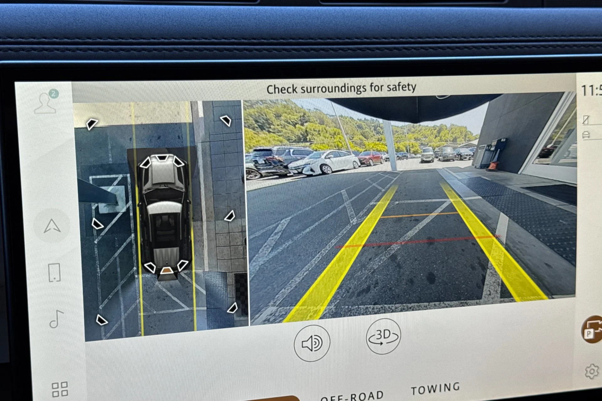 New 2026 Fuji White Land Rover X-Dynamic SE image 22