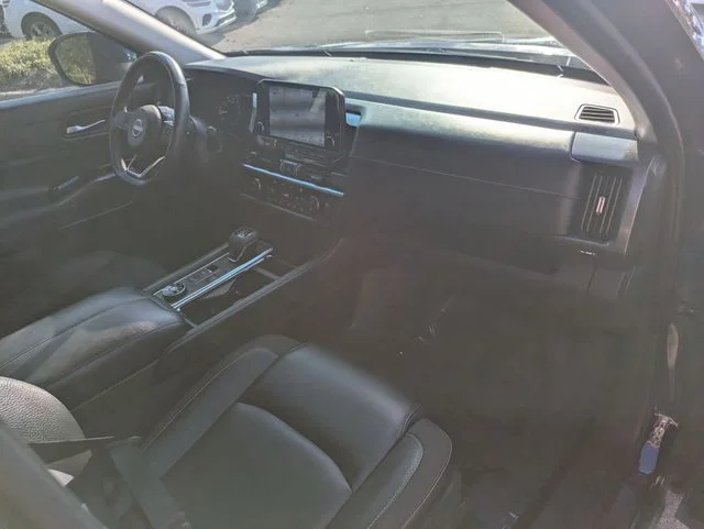 Used 2023 Blue Nissan SL image 31
