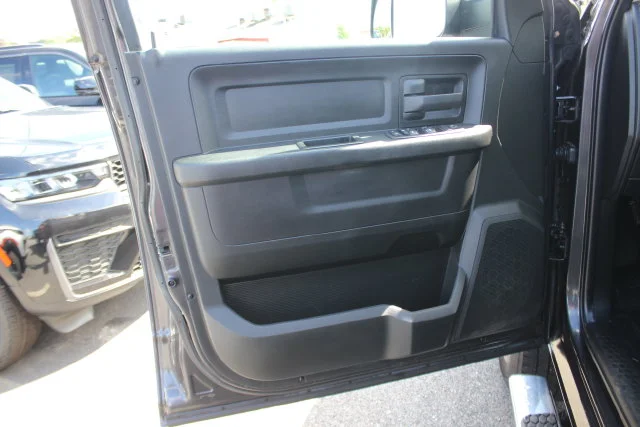 Used 2018 Gray Ram Tradesman image 16
