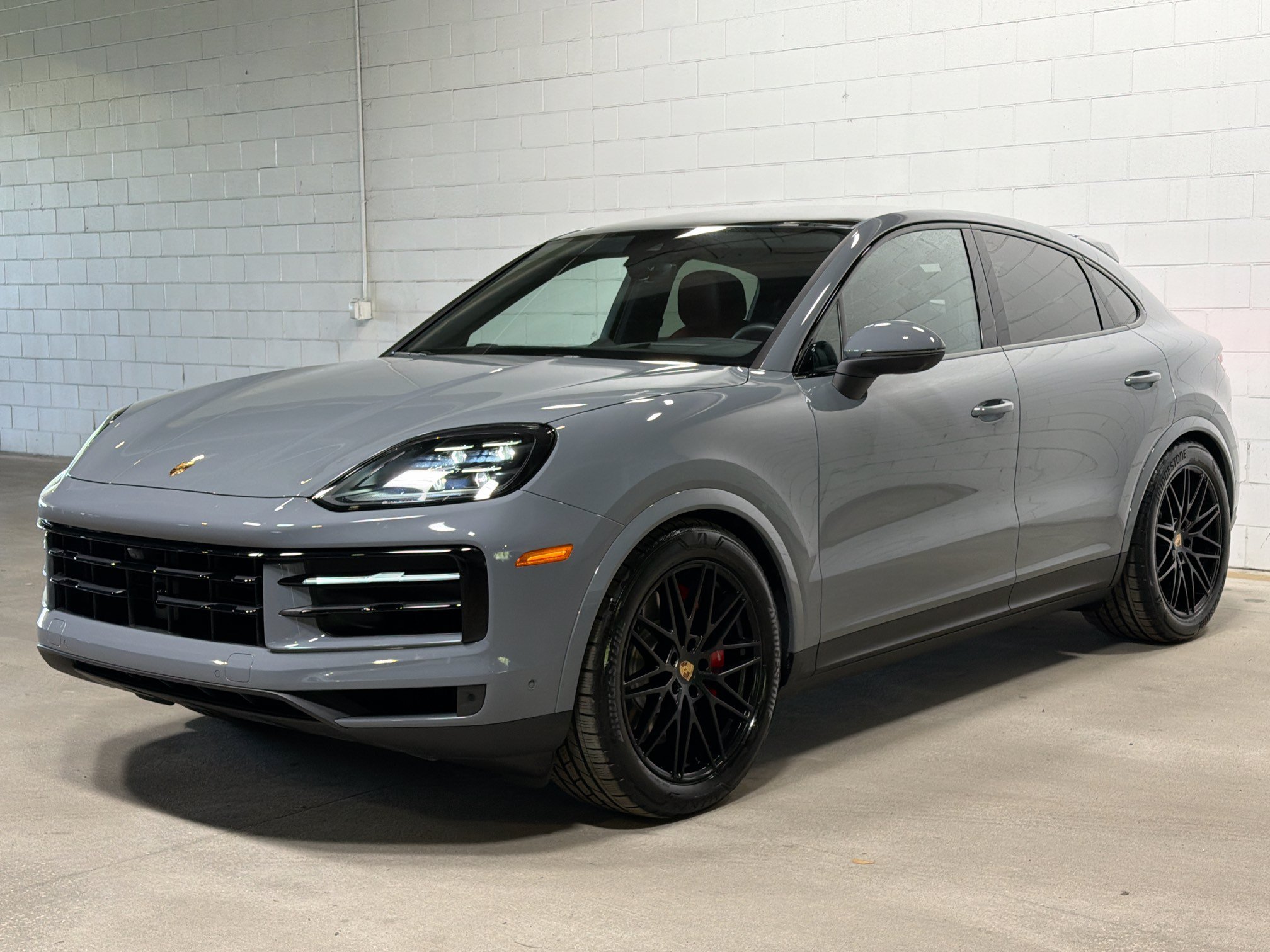 Certified Used 2025 Arctic Grey Porsche S image 1