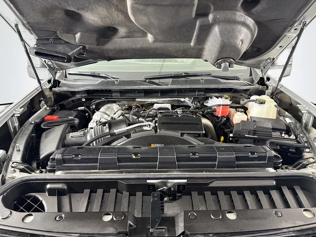 Used 2024 Gray Chevrolet ZR2 image 31
