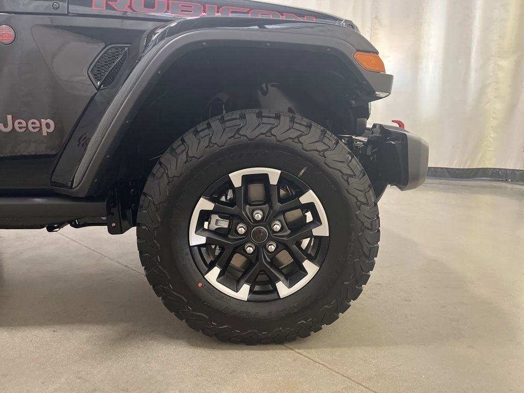 New 2026 Black Clearcoat Jeep Rubicon image 31