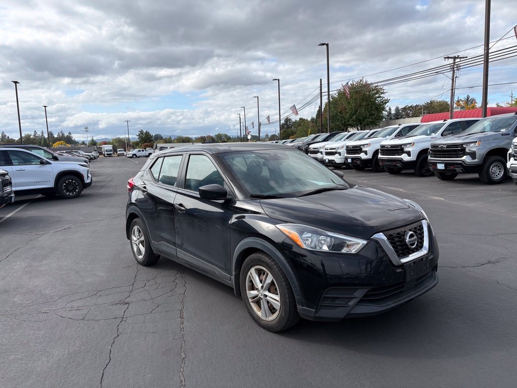 Used 2020 Super Black Nissan S image 3