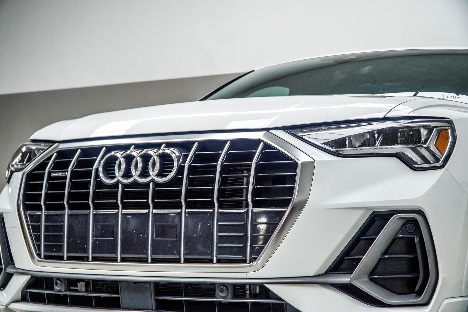Used 2025 White Audi Premium image 2