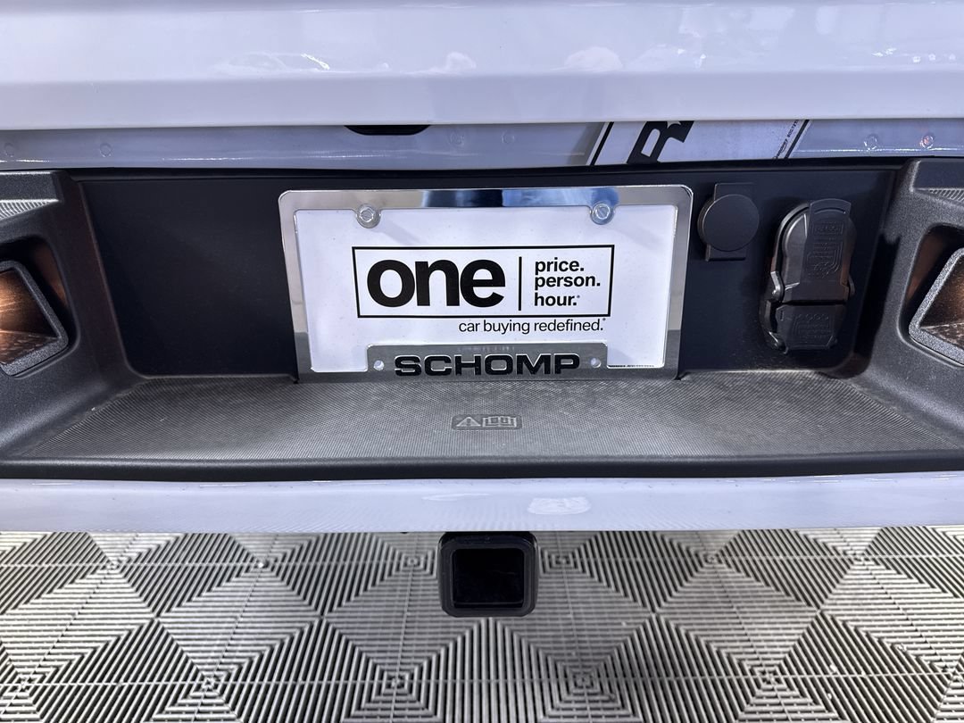 New 2026 Oxford White Ford STX image 23