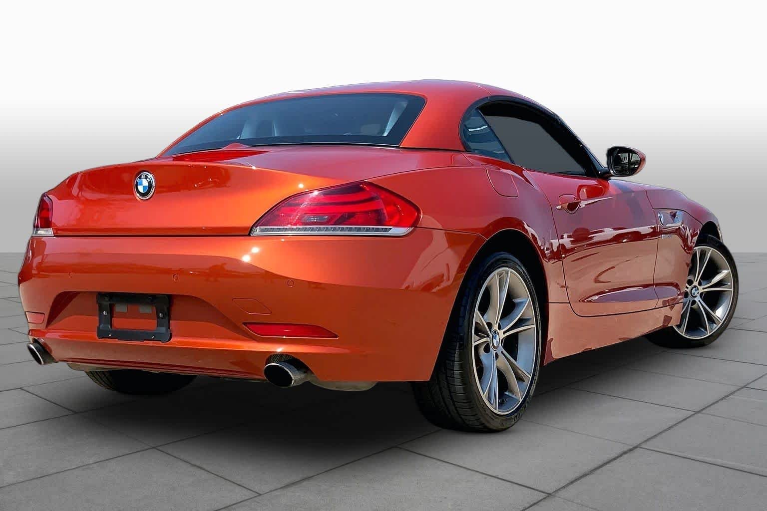 Used 2014 Valencia Orange Metallic BMW sDrive35i image 13