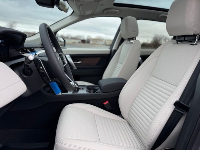 2025 Land Rover Discovery Sport S - Photo 14