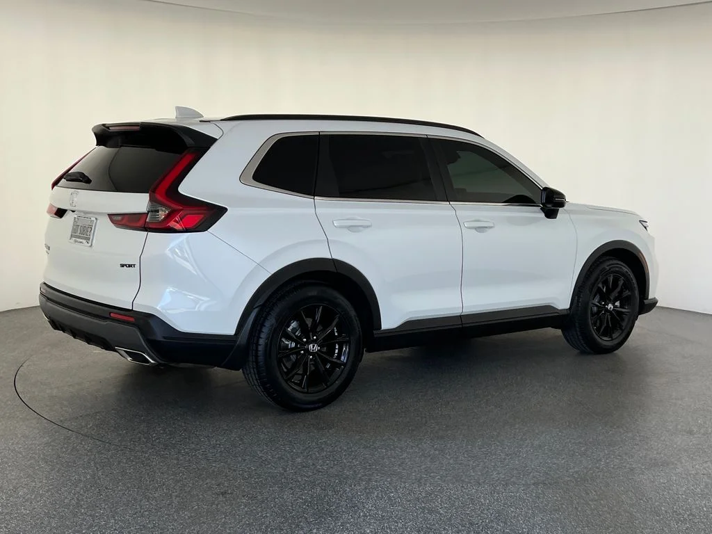 Used 2024  Honda Sport-L image 3