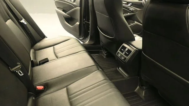 Certified Used 2021 Gray Pearl Honda Touring image 18
