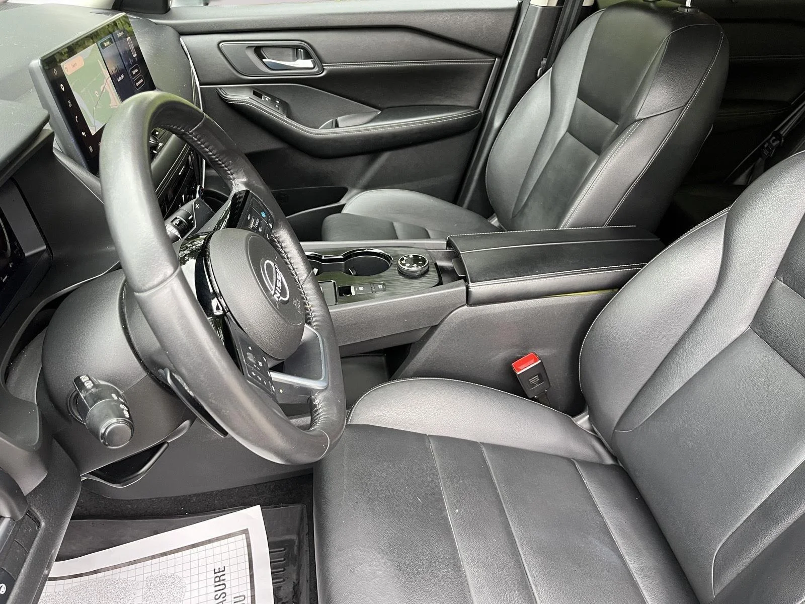 Used 2024 Baja Storm Metallic/Super Black Nissan SL image 21