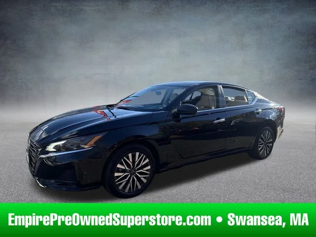 Pre-Owned 2024 Nissan Altima 2.5 SV