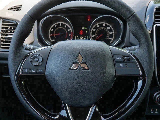 2025 Mitsubishi Outlander Sport SE - Photo 8