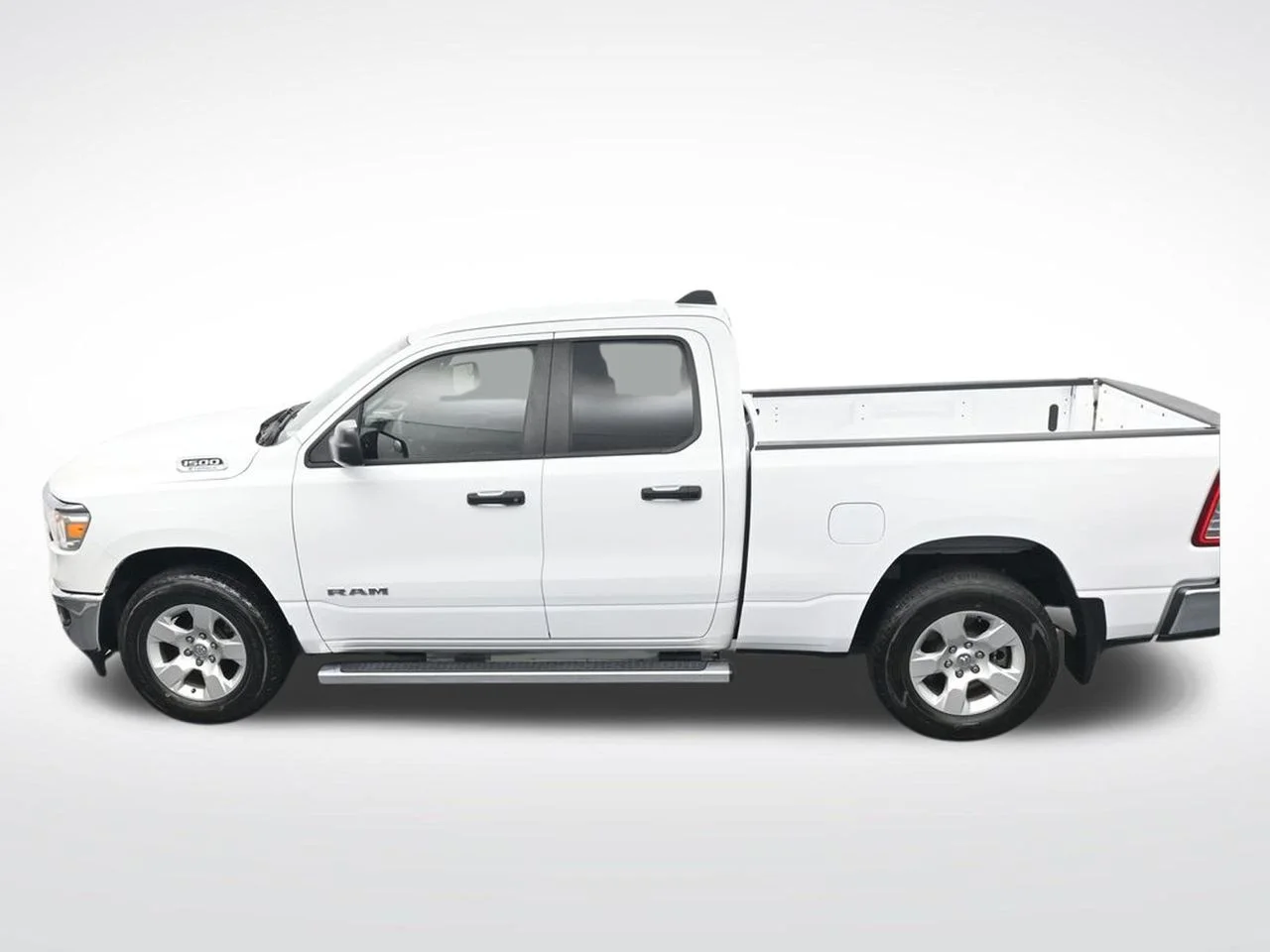 Used 2023 White Ram Big Horn/Lone Star image 28