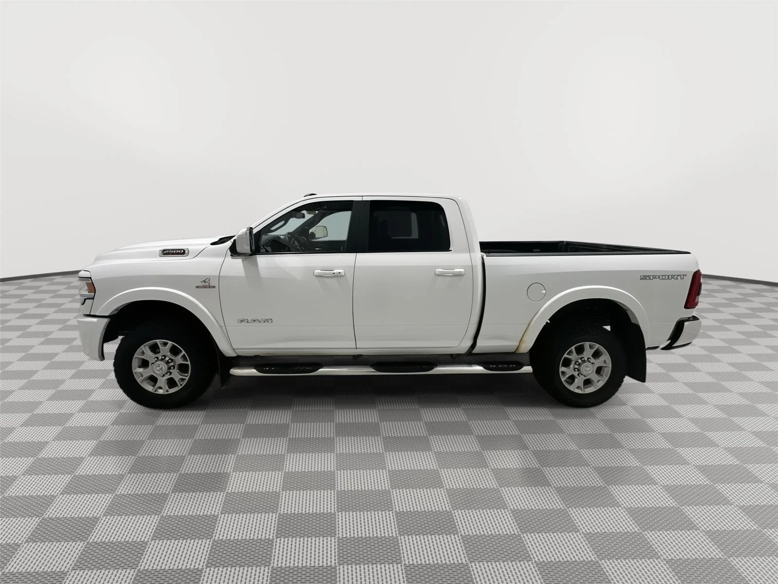 Used 2022 RAM Ram 2500 Pickup Laramie with VIN 3C6UR5FL1NG110460 for sale in Alexandria, Minnesota