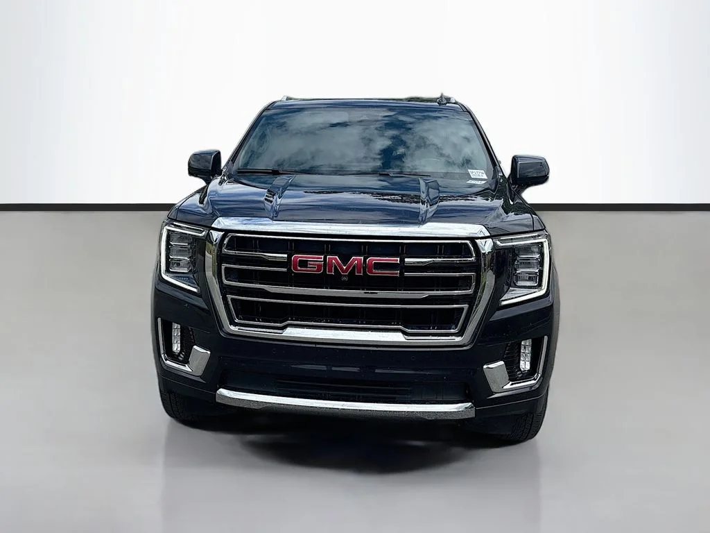 Used 2024 Silver GMC SLT image 8